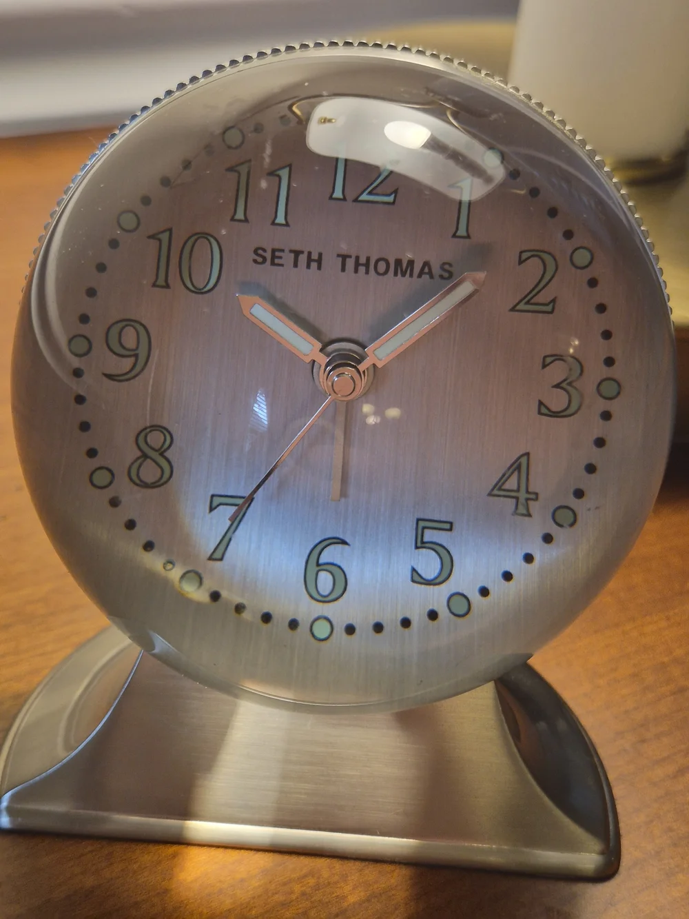 Vintage Seth Thomas Clear Bubble Face With Silver Base  Table Clock